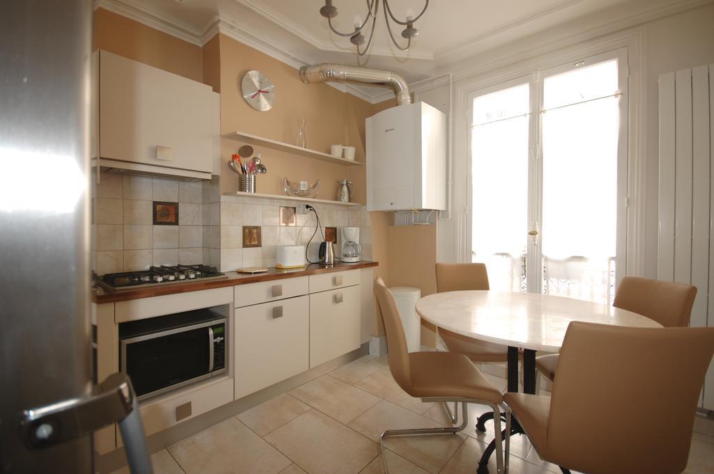 Two-Bedroom Apartment Champs-Elysées París Exterior foto